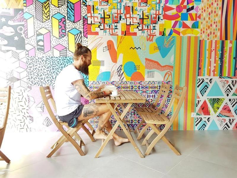 The Social House - Coliving & Hostel - Previously Known As Nomad Hostel Jakarta Buitenkant foto
